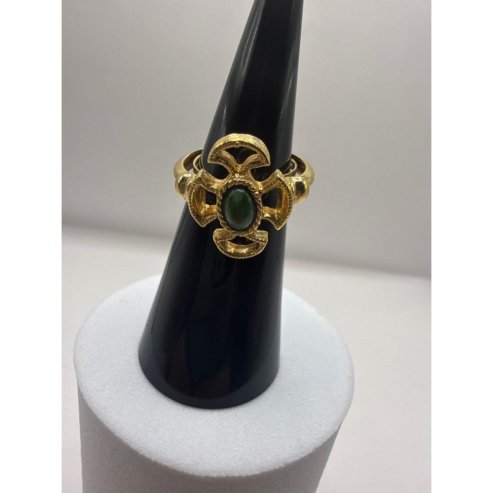 Vintage Avon Maltese Cross Green Cabochon Gold Tone Adjustable Ring Size 5.5